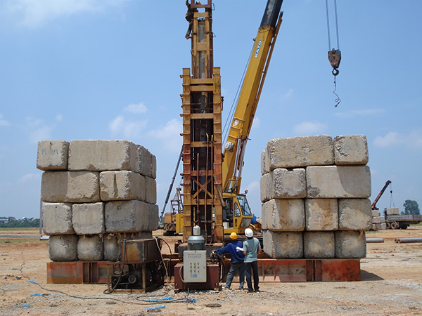 Khảo sát sự thay đổi độ chặt của nền đất yếu khi được gia cường bằng phương pháp nổ ép  