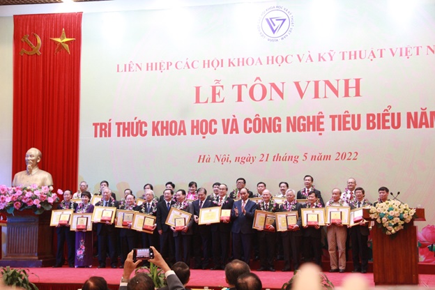 Tổng hội Xây dựng Việt Nam có 2 nhà khoa học được tôn vinh