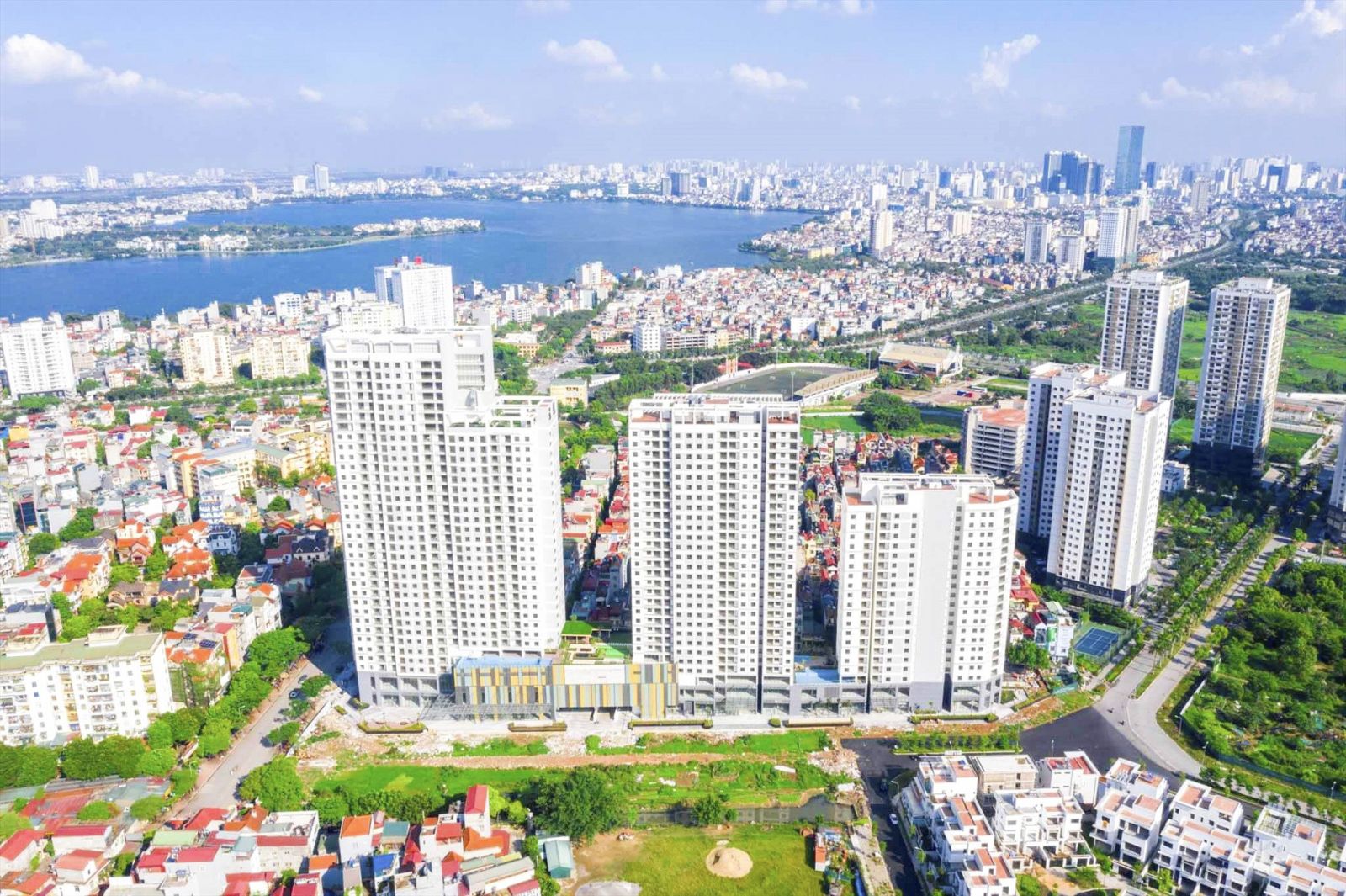 Thị trường BĐS 2023-2025: Giá leo thang “phi mã“, chỉ số giá căn hộ Hà Nội tăng 96,2%.
