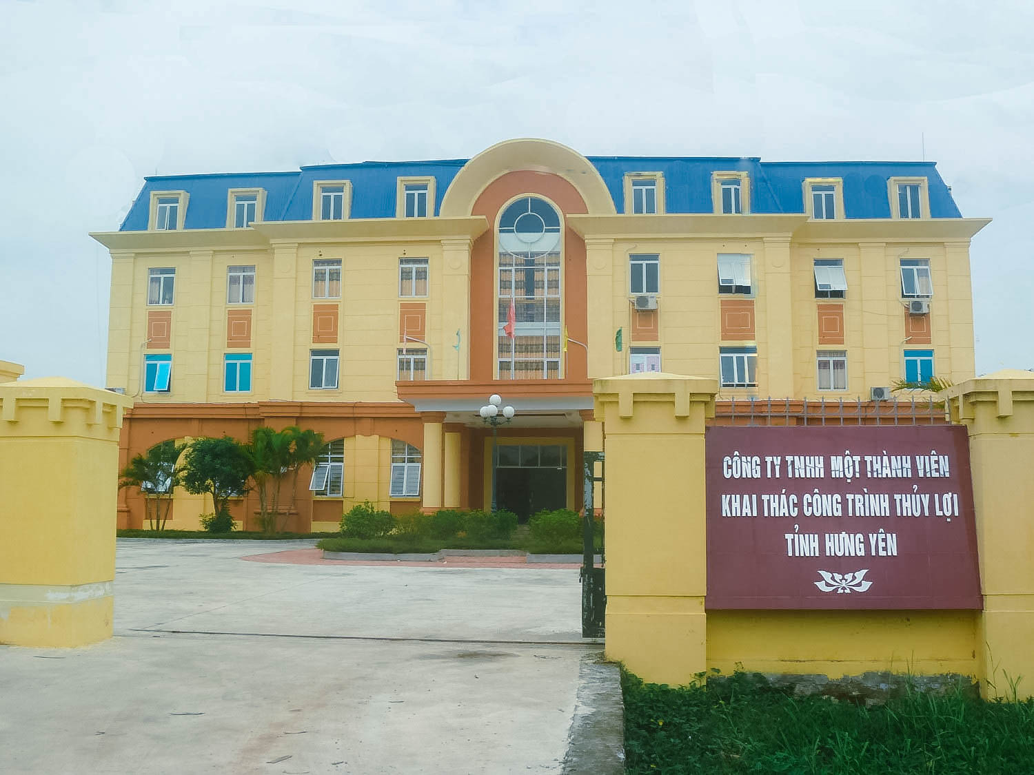 Nghiên cứu xây dựng định mức sử dụng nước tưới mặt ruộng thuộc Công ty TNHH MTV thủy lợi Hưng Yên quản lý