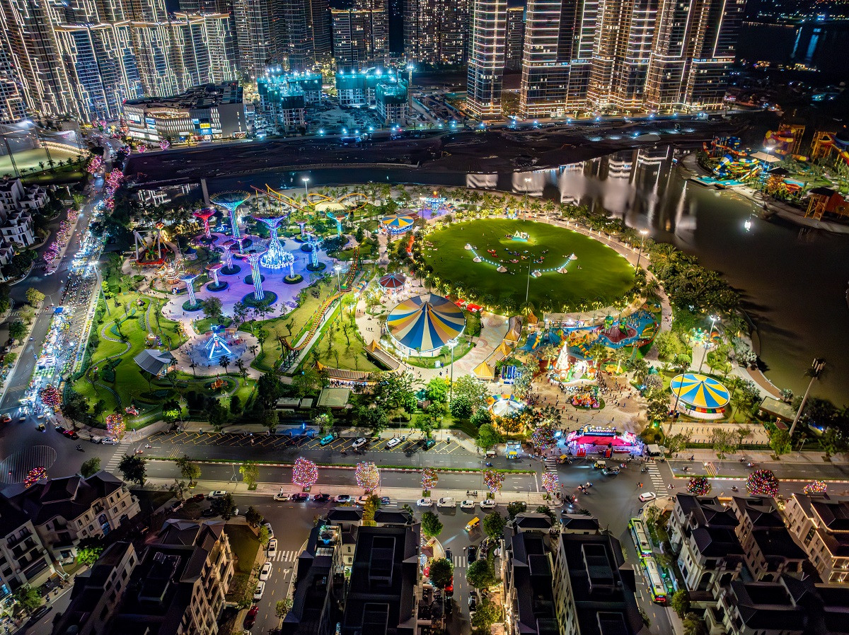 Ngóng thông xe đường trên cao Vành đai 3 TP.HCM: Cư dân tính đường về nhà bằng… vài bản nhạc