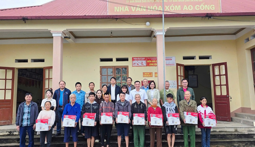 Tổng hội Xây dựng Việt Nam hỗ trợ đồng bào Thái Nguyên khắc phục hậu quả bão lũ