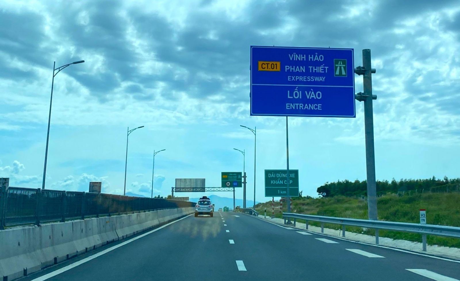 Kiểm tra, đánh giá tình hình sạt lở, ngập úng tại các dự án giao thông trọng điểm quốc gia
