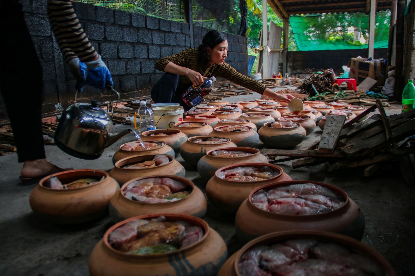 S&ocirc;ng Hồng s&oacute;ng cuộn xa khơi, Vũ Đại dừng bước nếm m&ugrave;i c&aacute; kho - Ảnh 9