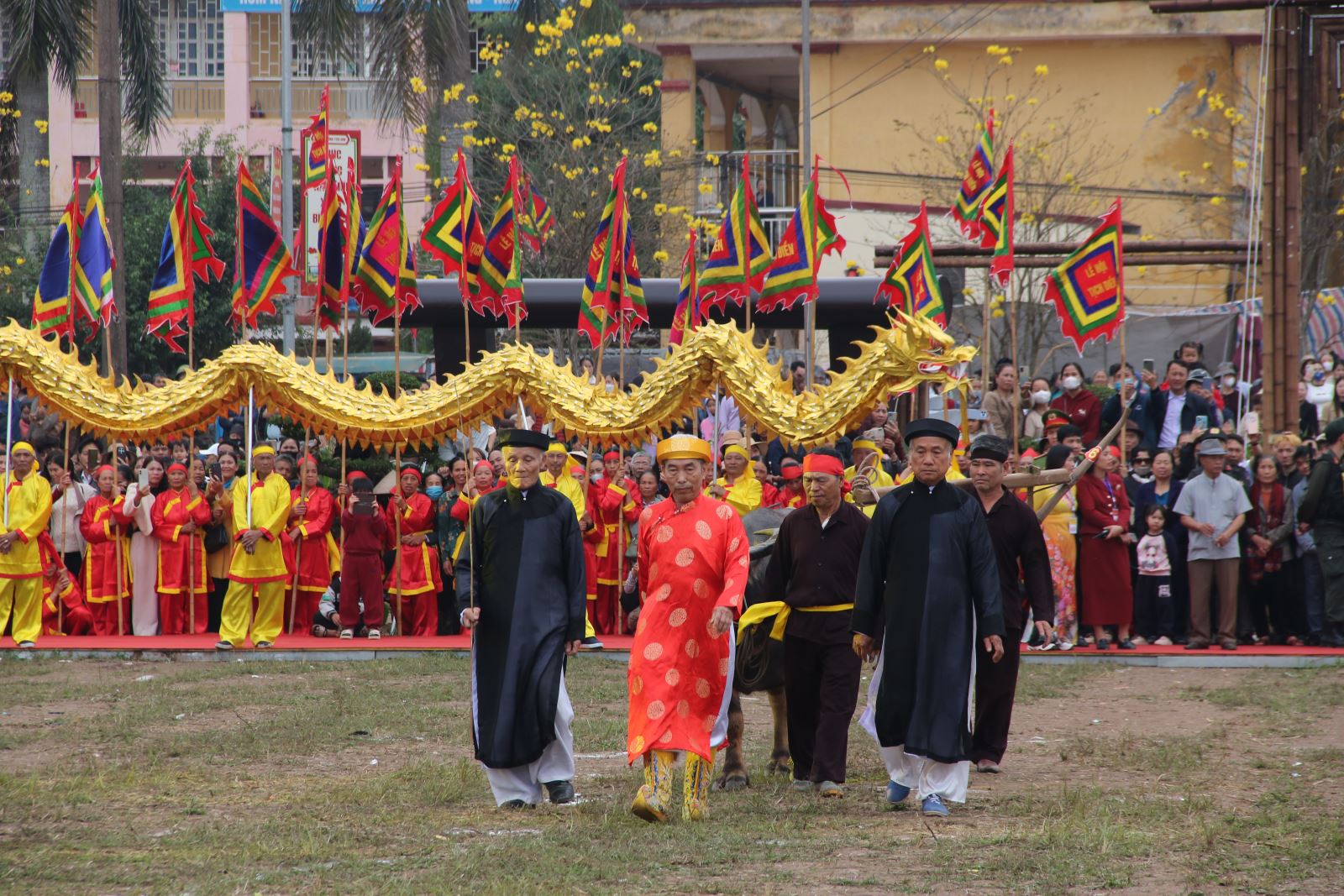 Khi 'Vua' đi c&agrave;y tại Lễ hội Tịch điền 2026: Đề cao vai tr&ograve; n&ocirc;ng nghiệp v&agrave; n&ocirc;ng d&acirc;n - Ảnh 5