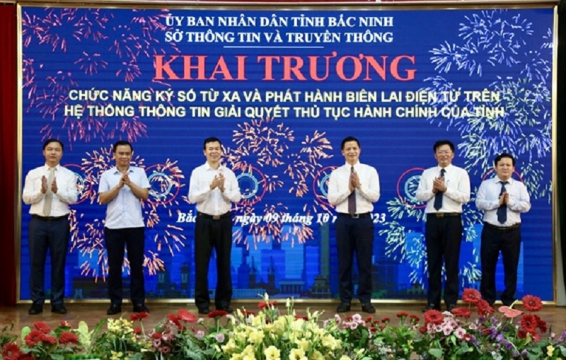 Bắc Ninh: Nhiều kết quả tích cực trong chuyển đổi số, kết nối người dân và chính quyền - Ảnh 3